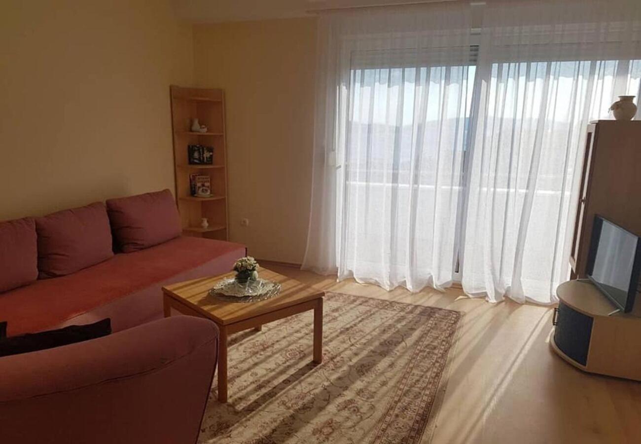 Apartments Javi - Free Private Parking Trogir Exterior photo